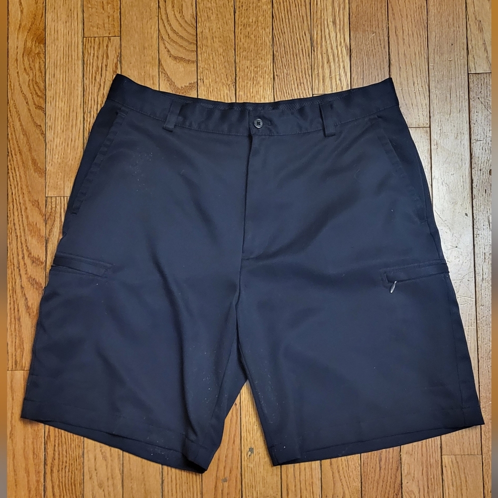 Izod Golf Navy Blue Flat Front Shorts Size 34w - Tailored Design - Men's